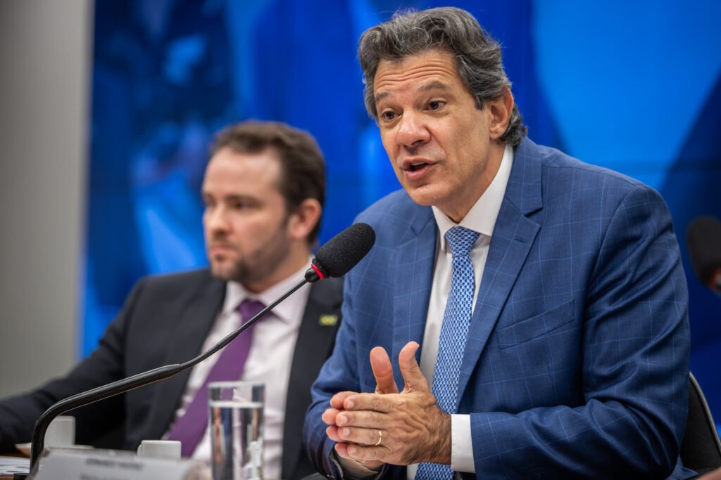 Haddad destaca avanços econômicos e justiça tributária, em audiência na Câmara — Agência Gov