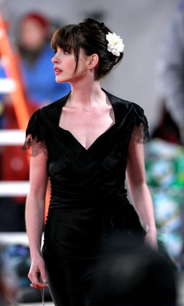 Os vestidos dos anos 2000 que Anne Hathaway usou em 'O Diabo Veste Prada estão de volta em 2025