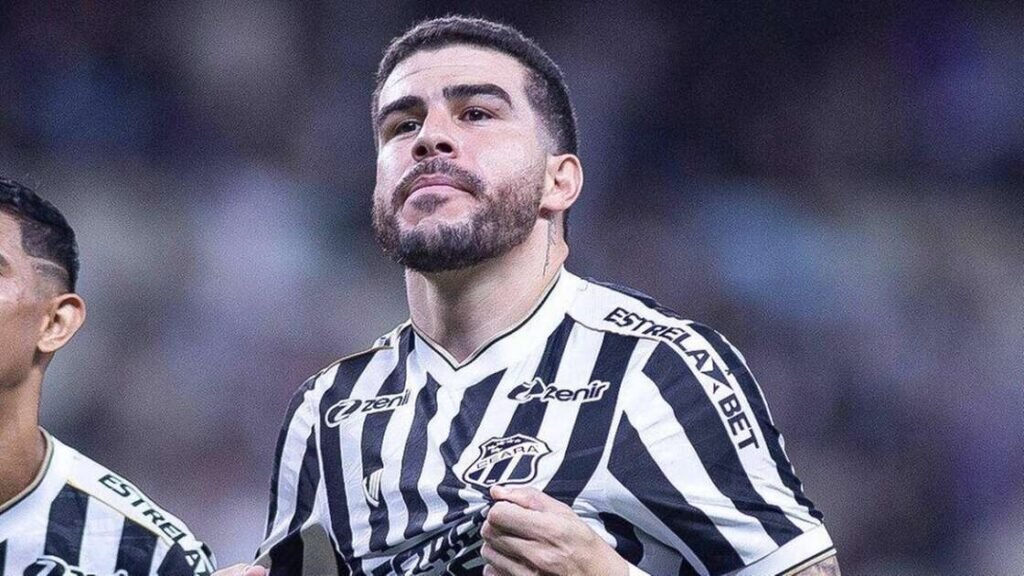 Richardson admite atuação abaixo do esperado em eliminação para o Bahia - Jogada