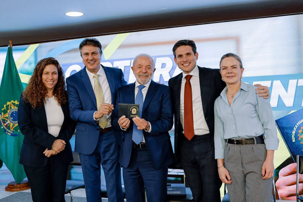 11.09.2025 – Cerimônia de sanção do PL n. 41/2025, que autoriza a criação da Carteira Nacional Docente – CND