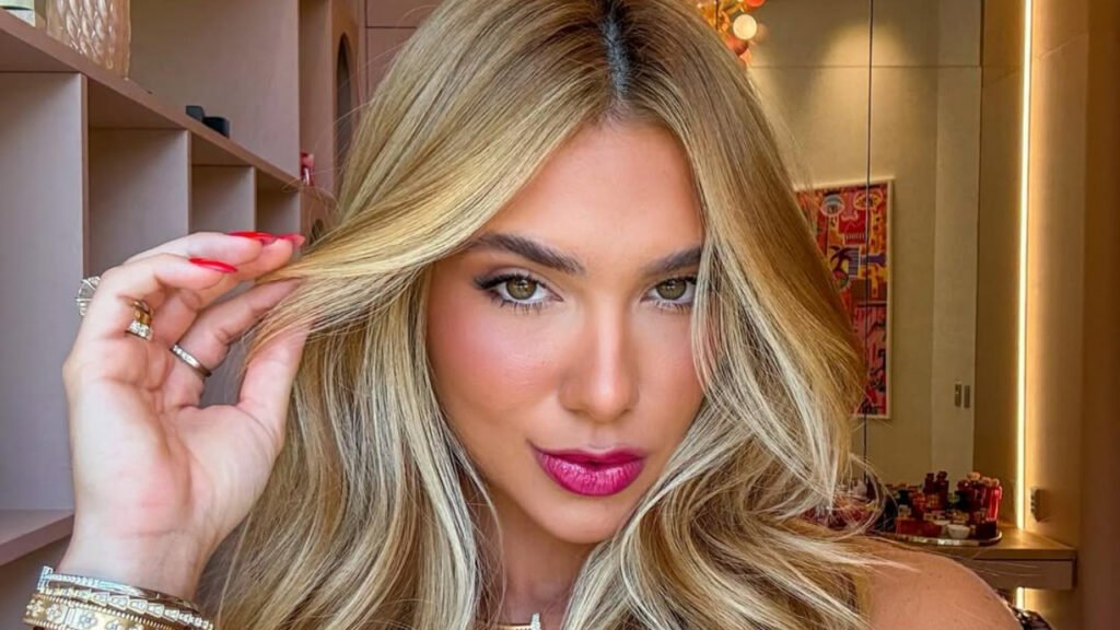 Virginia confessa já ter bisbilhotado celular de ex e responde o que descobriu: 'Deu raiva'; assista