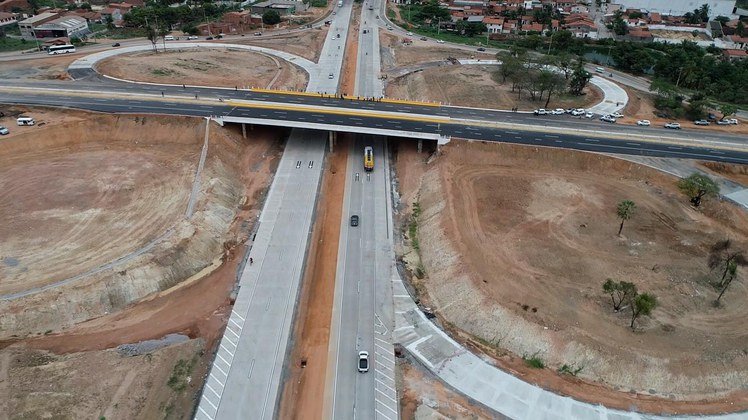 Governo anuncia retorno das obras no 4º Anel Viário de Fortaleza