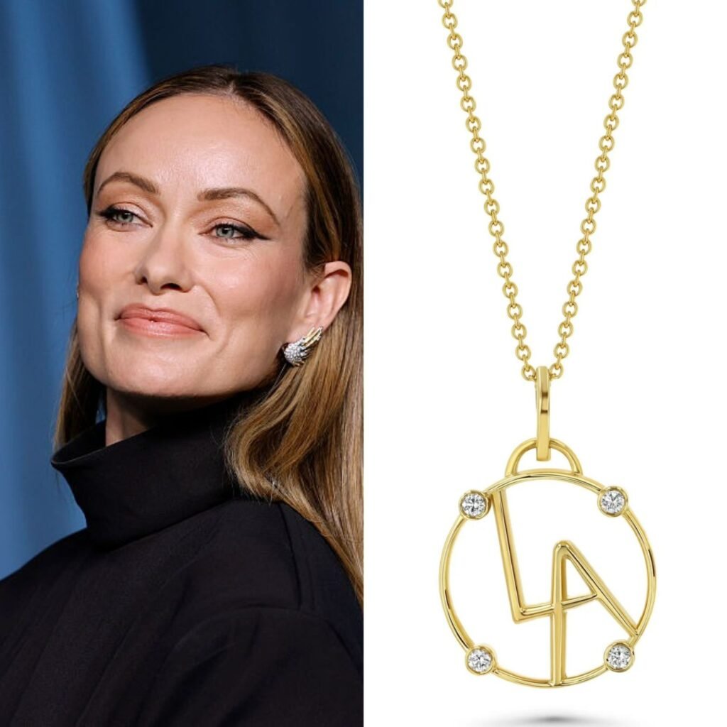 Olivia Wilde cria joia solidária um ano após os incêndios devastadores em Los Angeles Olivia Wilde cria joia solidária um ano após os incêndios devastadores em Los Angeles