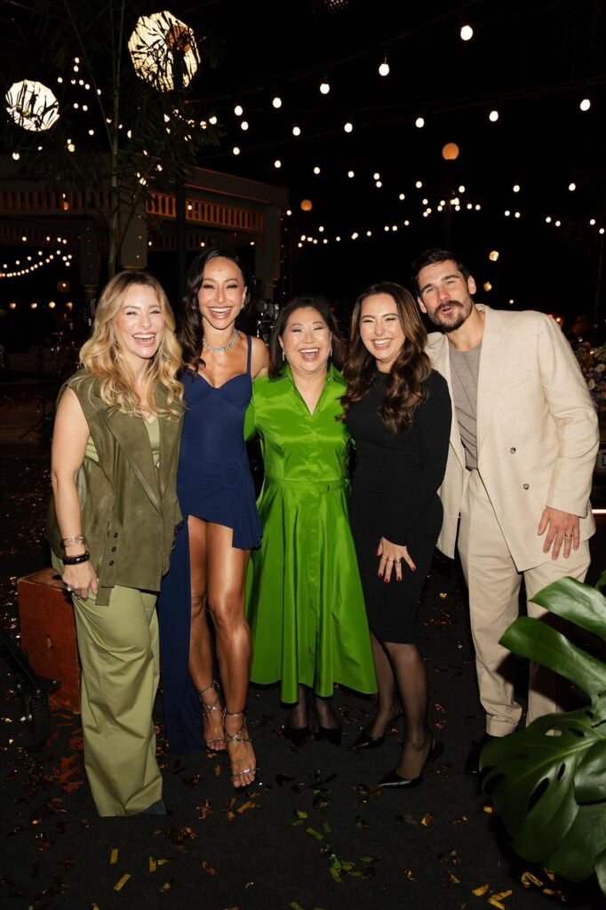 Sabrina Sato e Nicolas Prattes celebram o fim de ano com suas mães em especial da Globo