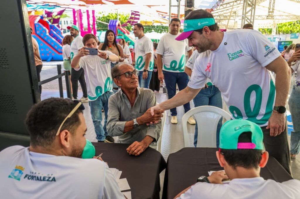 Câmara de Fortaleza leva serviços e plenária itinerante ao Genibaú