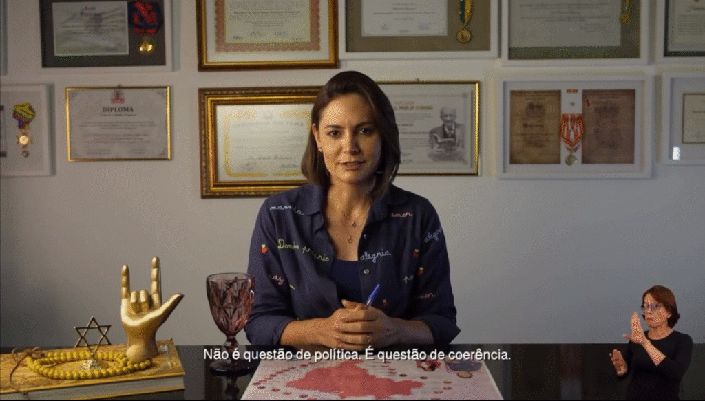 Michelle Bolsonaro anuncia saída da presidência do PL Mulher