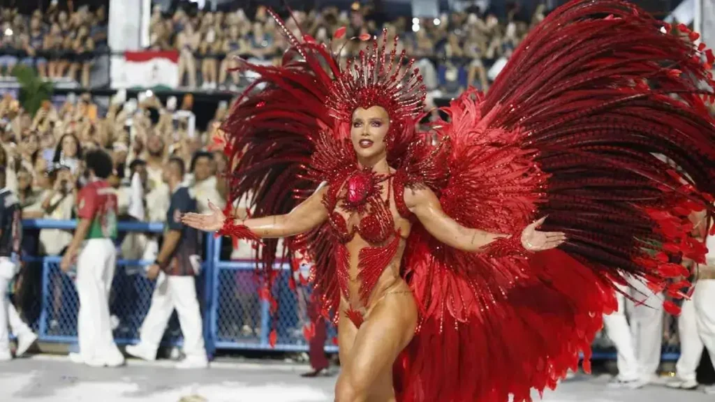 Virginia Fonseca deixa posto de rainha de bateria da Grande Rio: ‘Não sei fazer nada pela metade’