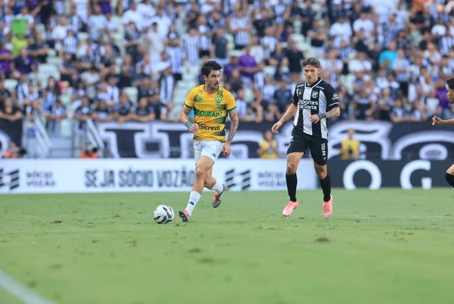 Ceará perde para o Cuiabá no Castelão e segue próximo da zona de rebaixamento da Série B