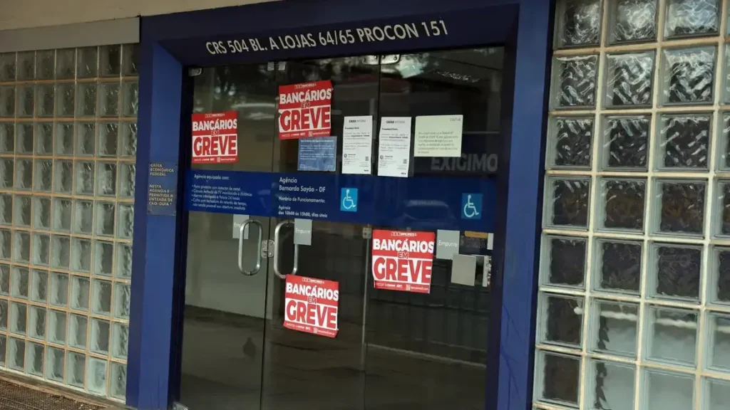 TST encerra greve da Caixa; agências reabrem e trabalhadores terão reajuste acima do INPC