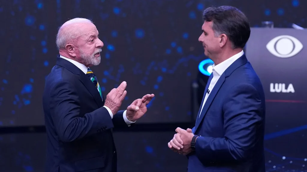Lula entrega documentos ao TSE, mas Flávio condiciona abertura dos próprios sigilos a nova análise
